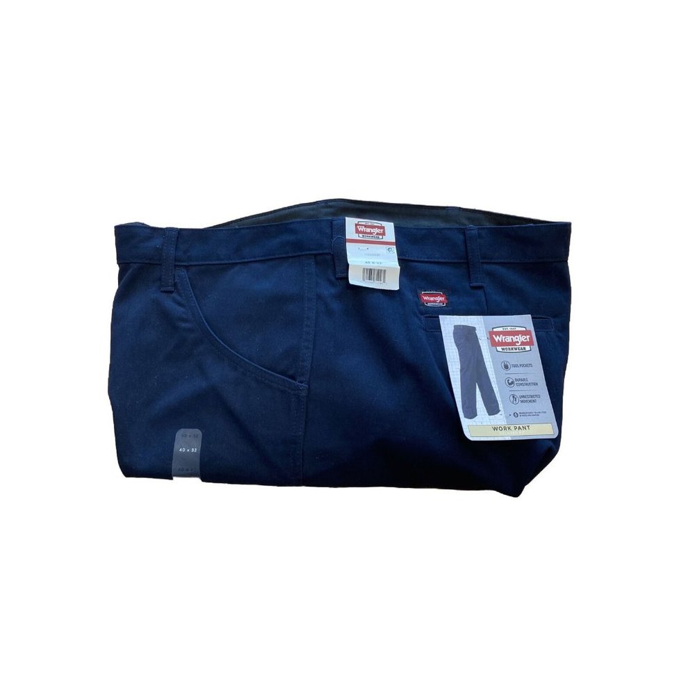 Men's Wrangler Workwear Relaxed Pant Size 40X32 Navy BLUE NEW